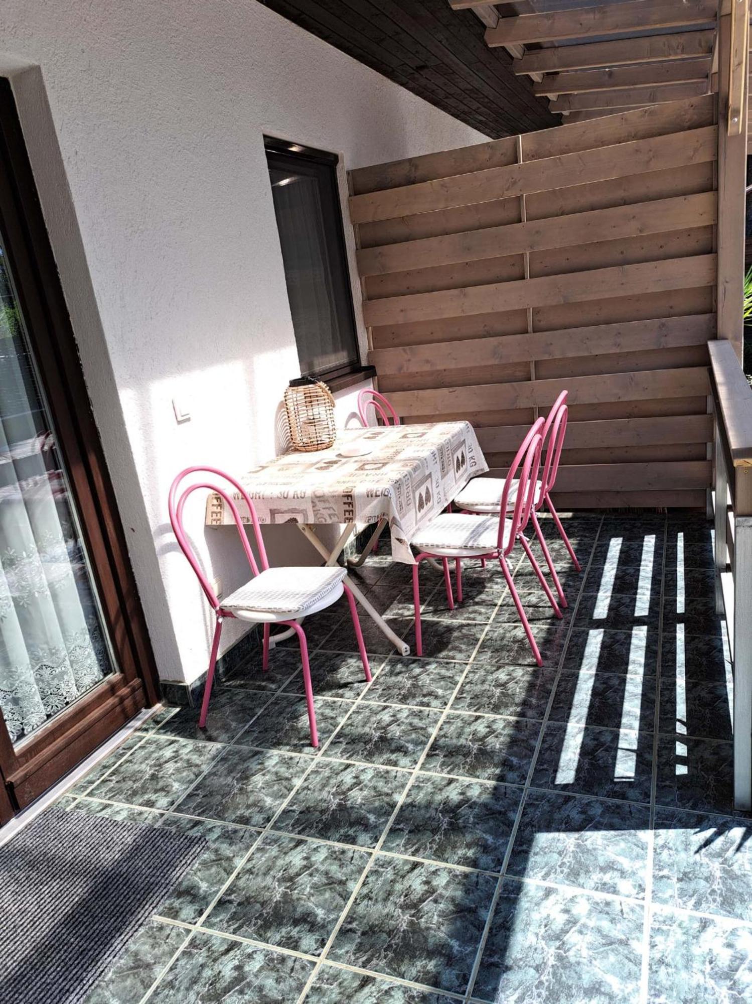 Istvan Apartmanok Keszthely Ngoại thất bức ảnh