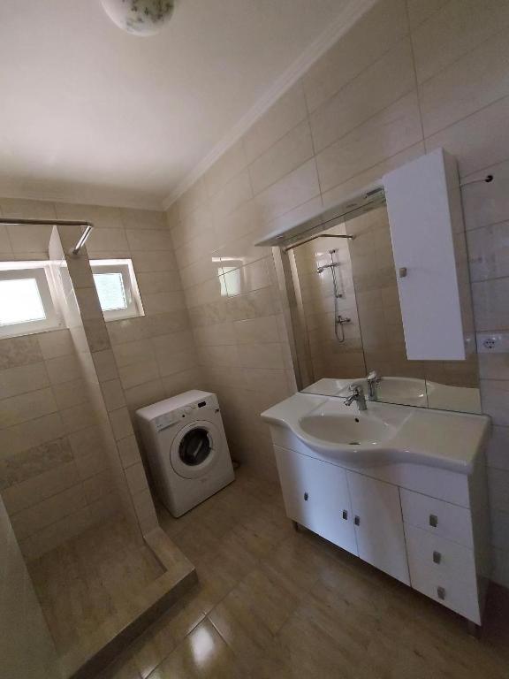 Istvan Apartmanok Keszthely Ngoại thất bức ảnh